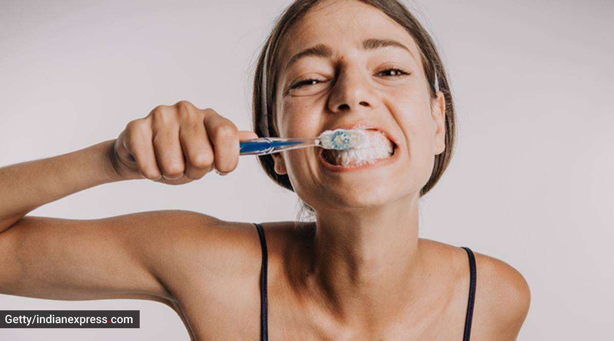 When Is the Right Time to Change Your Toothbrush?